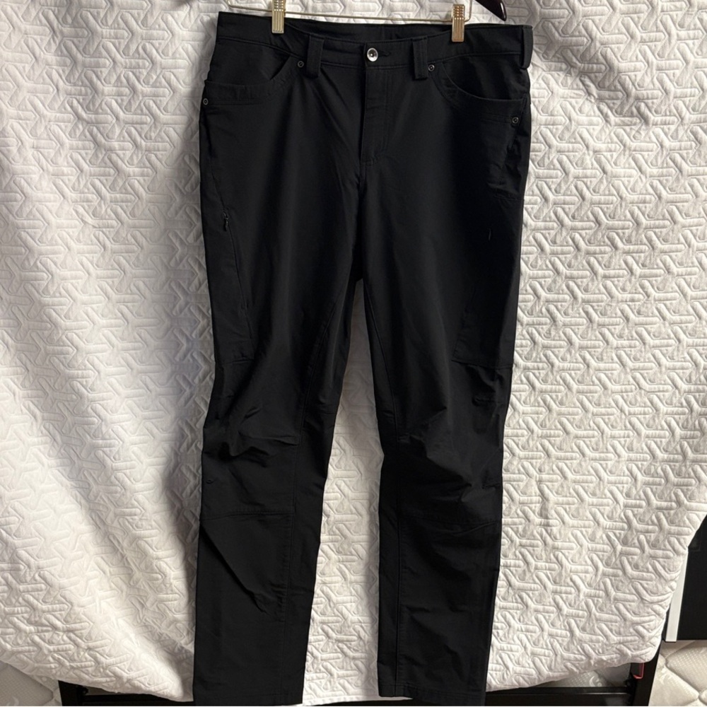 Duluth Trading Co Black Pants